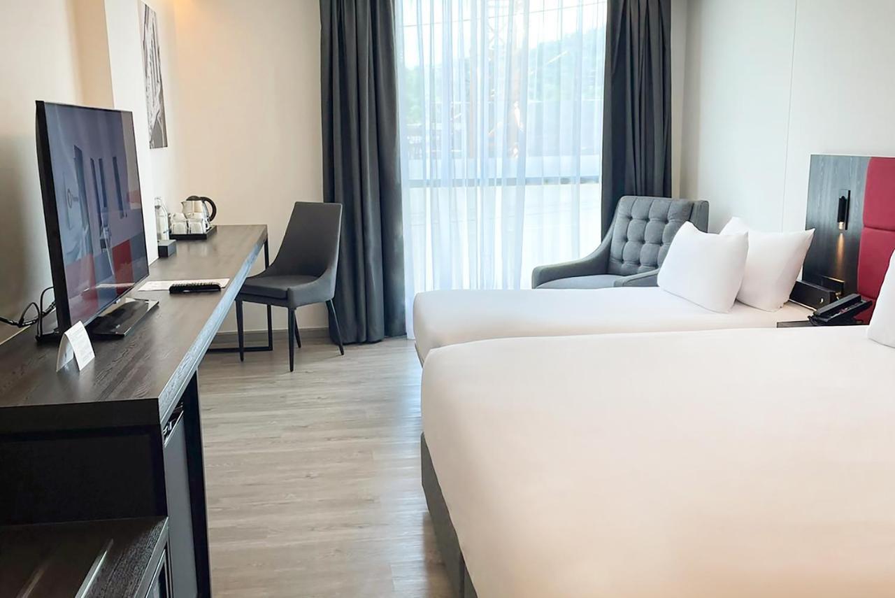 Travelodge Phuket Town Buitenkant foto