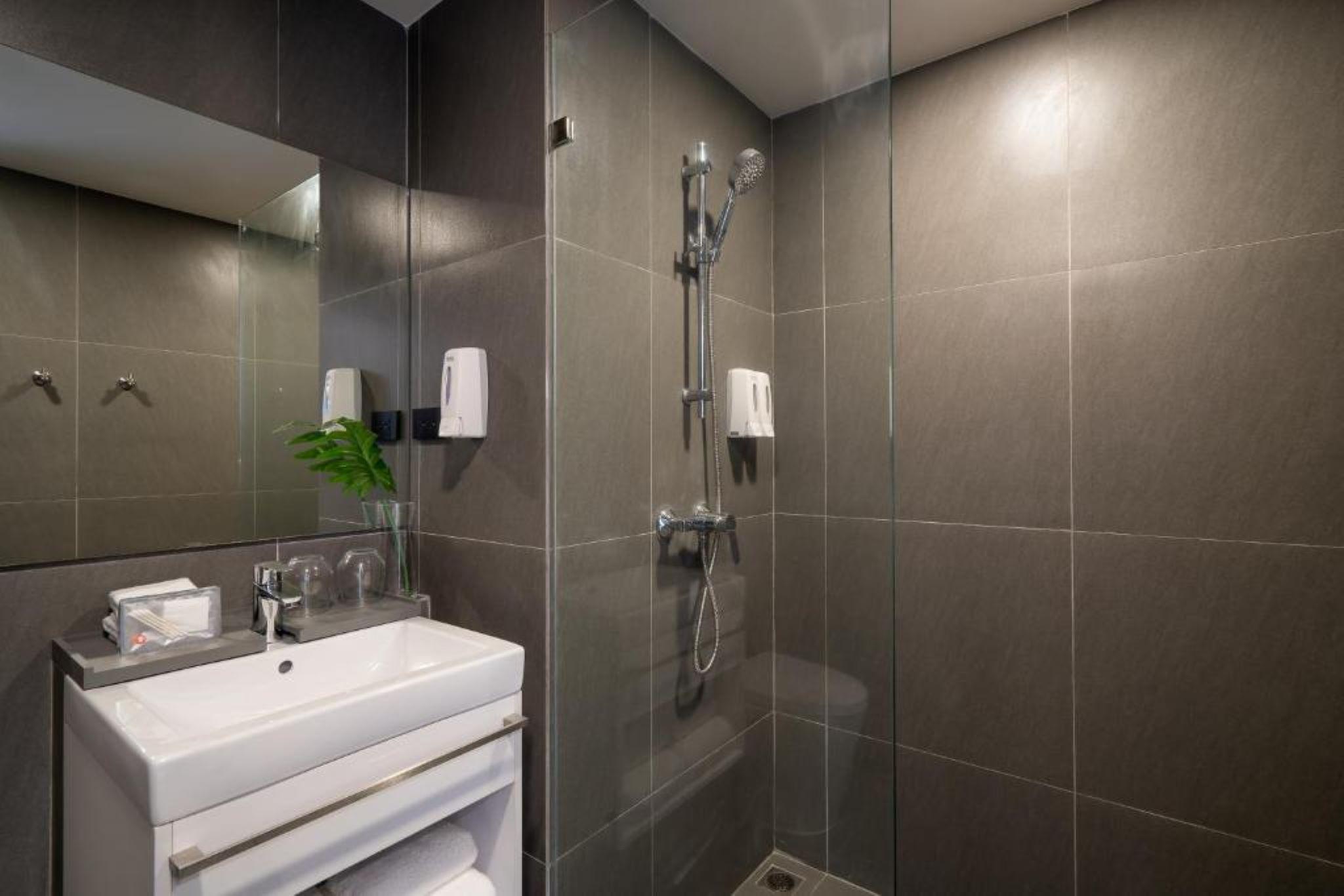 Travelodge Phuket Town Buitenkant foto