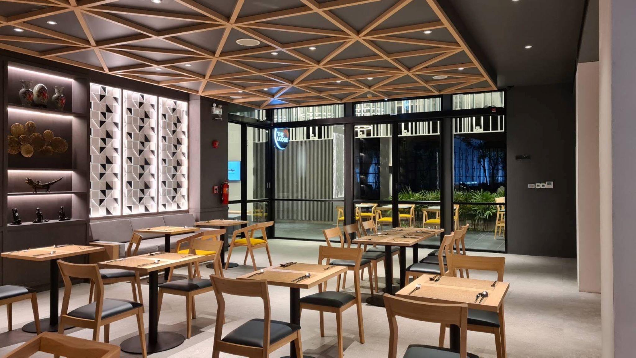 Travelodge Phuket Town Buitenkant foto