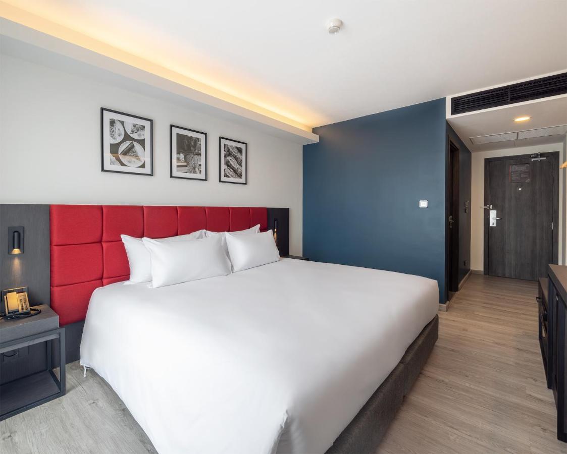 Travelodge Phuket Town Buitenkant foto